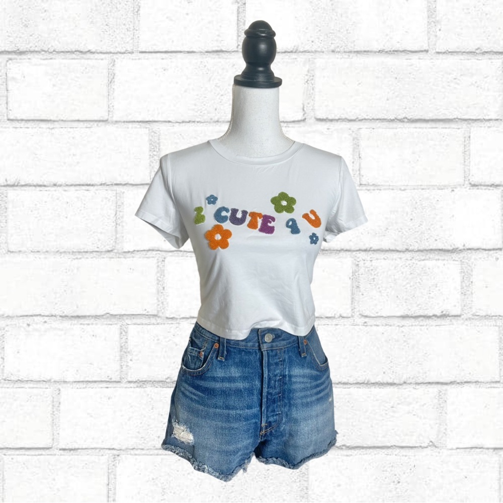 Princess Polly Retro ‘2 Cute 4 U’ Embroidered White Cropped T-Shirt Size US10